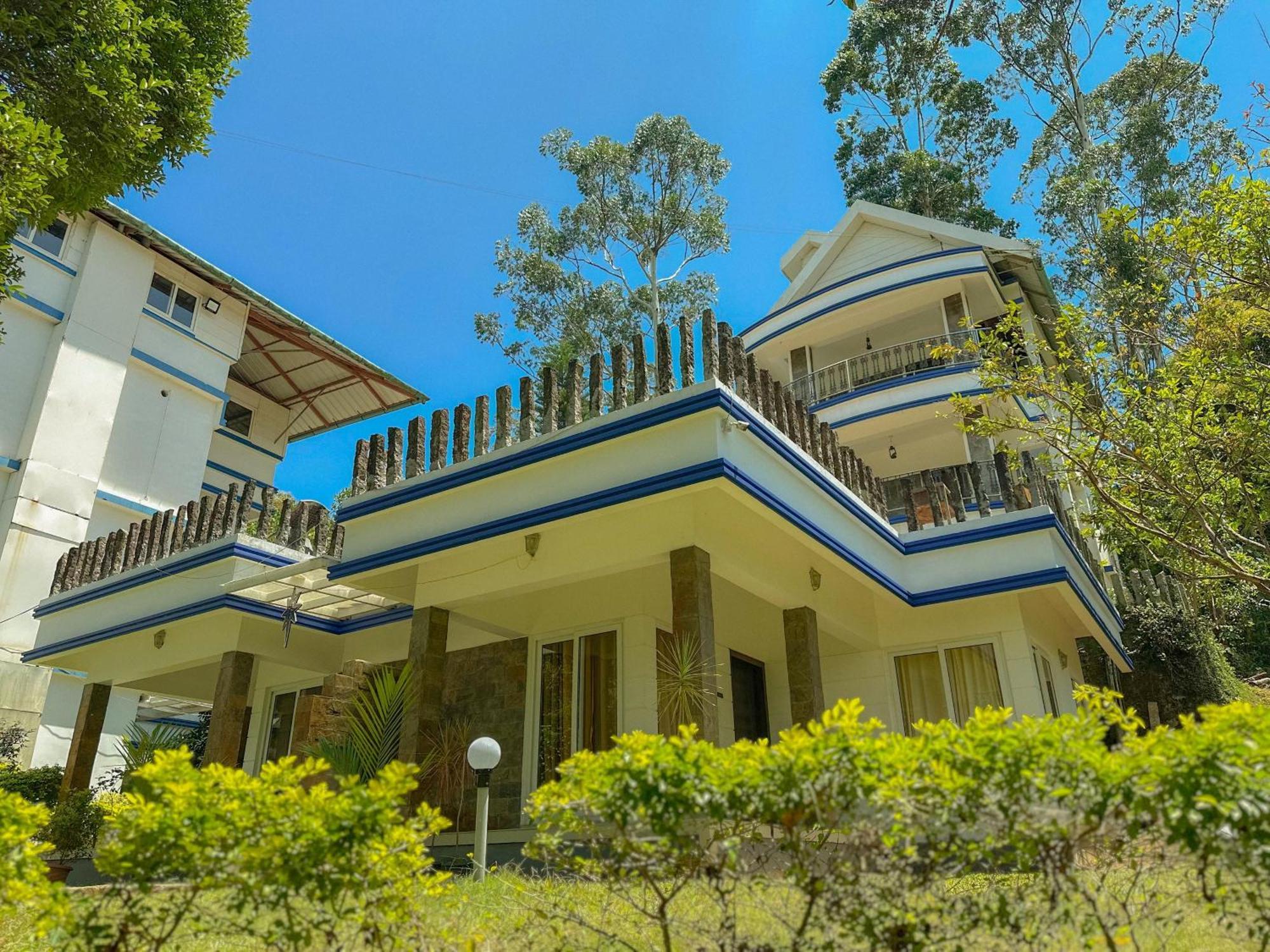 The Heights Munnar Hotel Exterior photo
